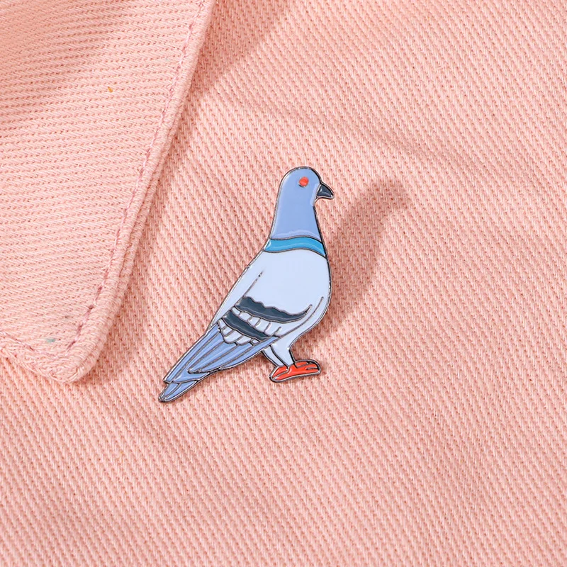 New Product Pigeon Brooches Creative Animal Cute Birds Metal Badge Alloy Lapel Enamel Pins Fashion Jewelry Accessories