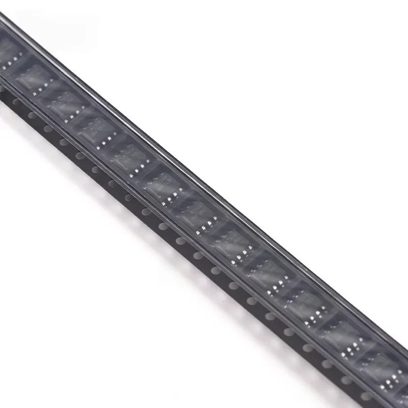 20pcs Original genuine UMW LM2903DR LM2904DR low-power operational amplifier patch SOP-8