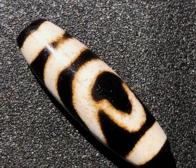 Magic Tibetan Old Agate special 2Eye Cinnabar Totem dZi Bead 12.5*38mmN008