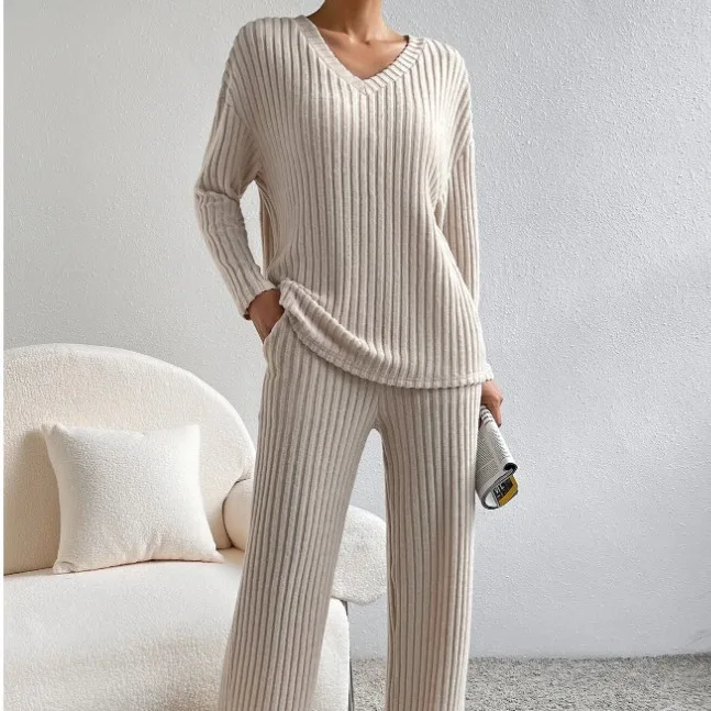 2024 New Arrival Matching Sets Autumn New Two-piece Set Fashion Casual Straight Pants Temperament Loose V-neck Knit