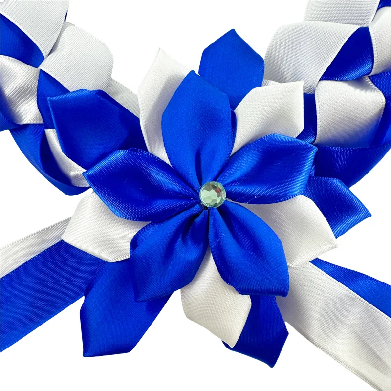 2025 graduation lei with floral decorations and customizable logo colors is perfect for graduation ceremonies and holiday party