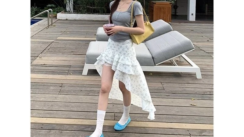 French Skirt Women's Summer 2026 New Floral Dress Irregular Design Cake High Waist Lotus Leaf Skirt