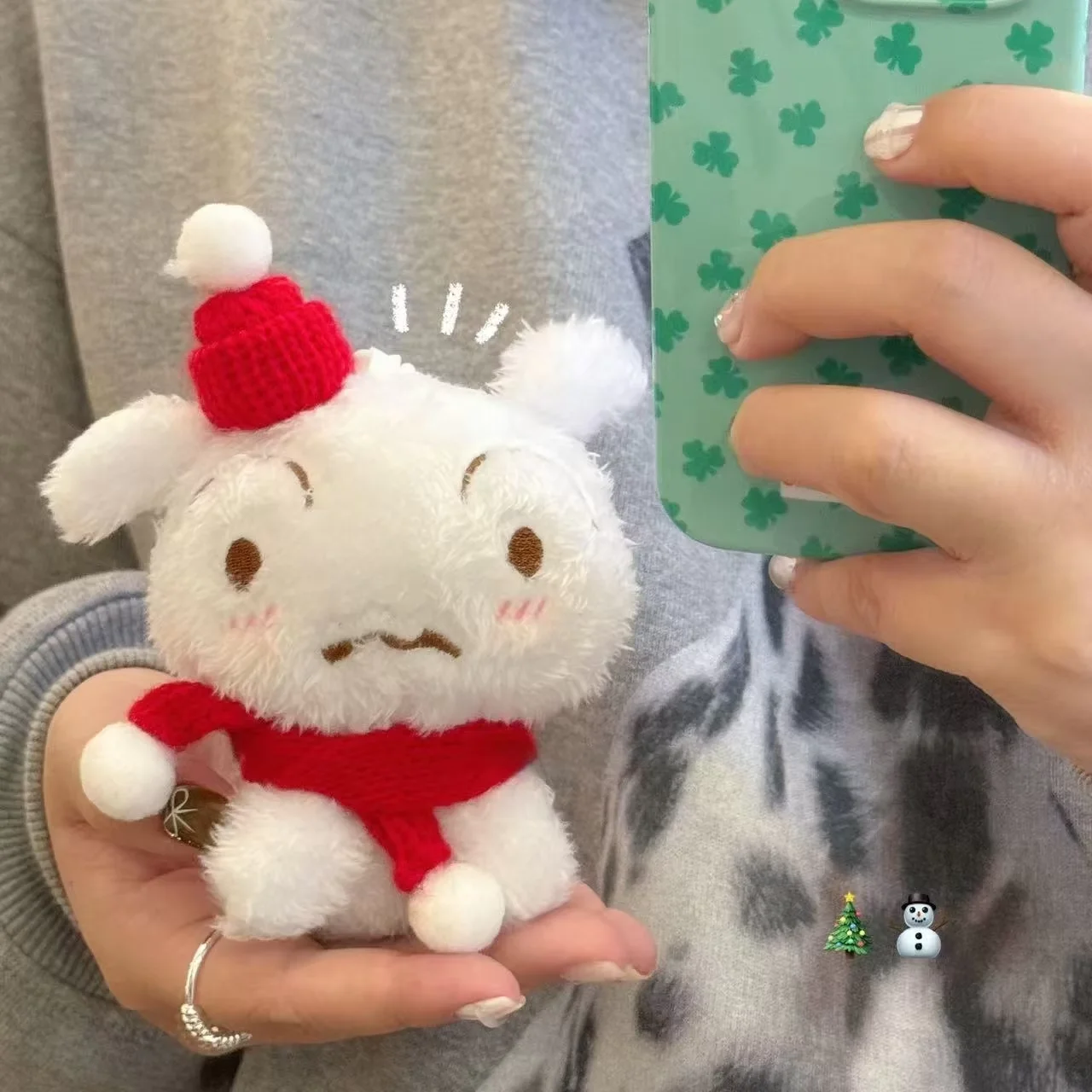 2025 New Cute Nohara Shiro Plush Doll Pendant Winter Series Crayon Shin-Chan Super Cute Cartoon Bag Pendant Girl Keychain Gifts