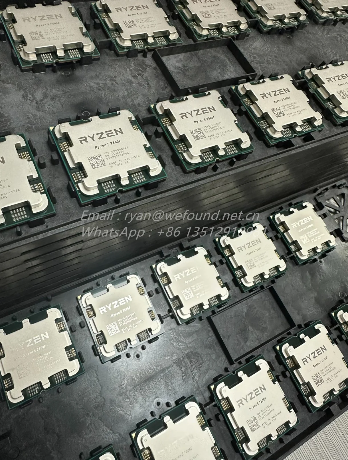 

Процессор R5 7500F, продукт с лотком