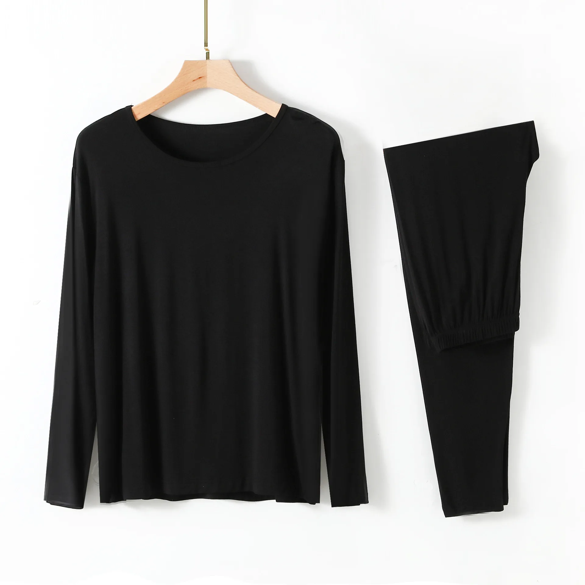 round neck-black
