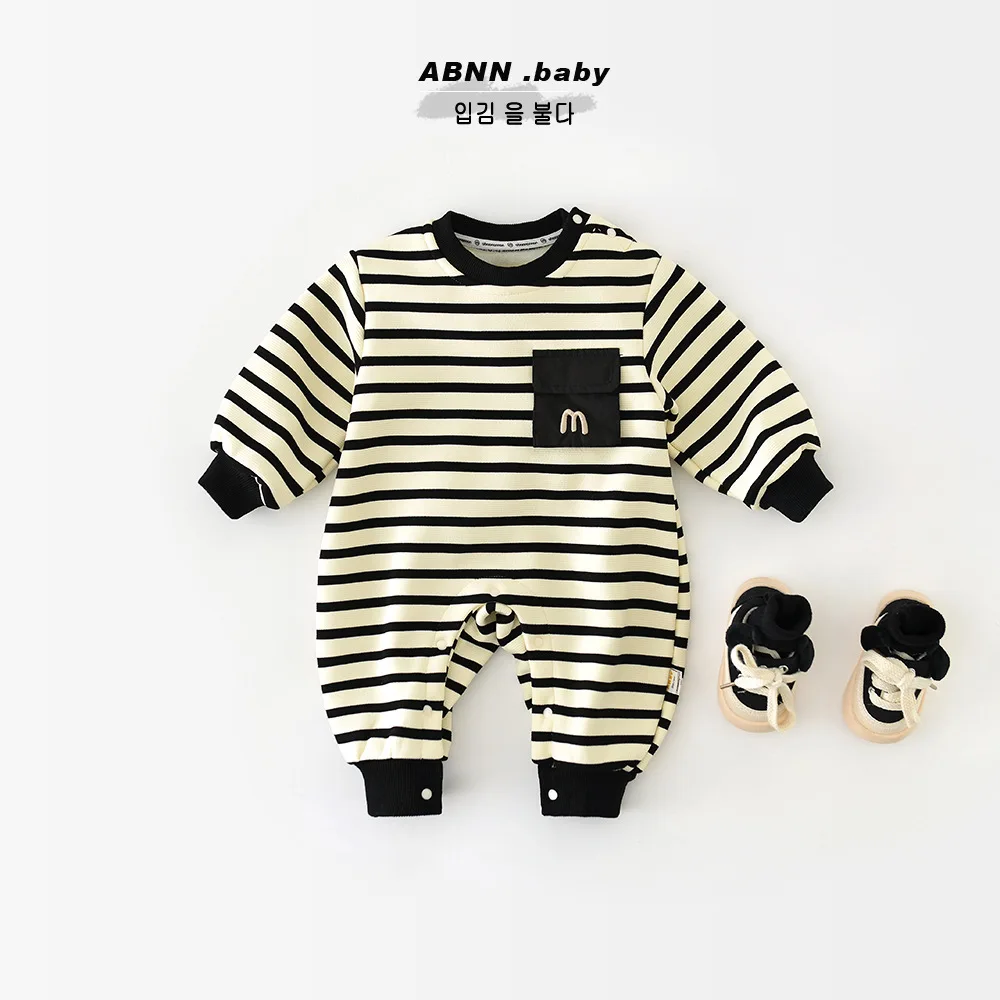 2024 Autumn Winter Baby Boys Fleece Rompers Cotton Plus Velvet Striped Thickened Infant Boys Bodysuit Newborn Boys Jumpsuit