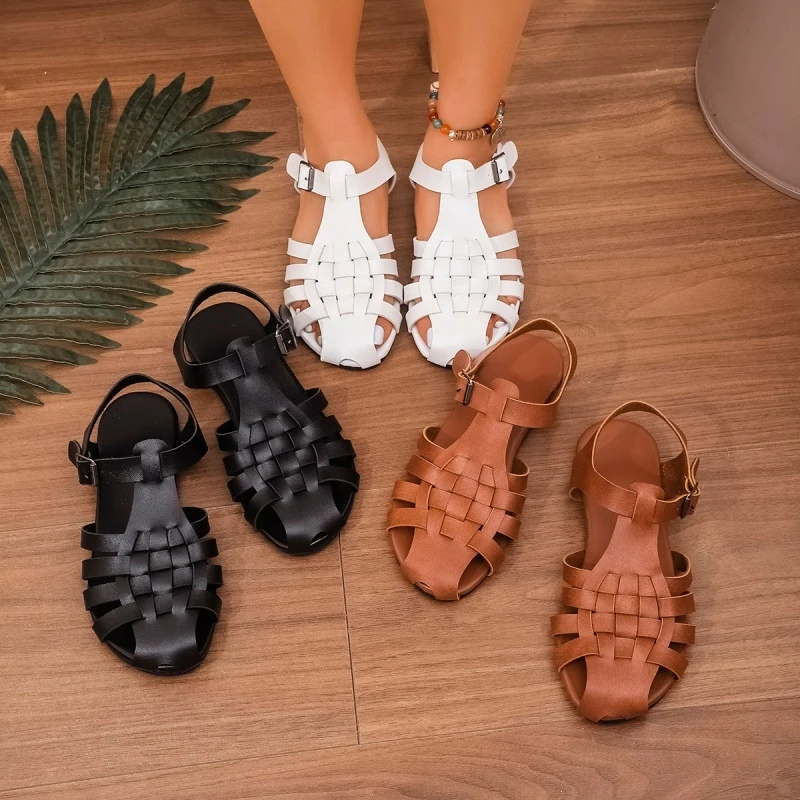 2026 New Women Roman Leather Flat Sandals Soft Comfort Casual Summer Beach Shoes Ladies Plus Size 36-43 Fashion Sandals