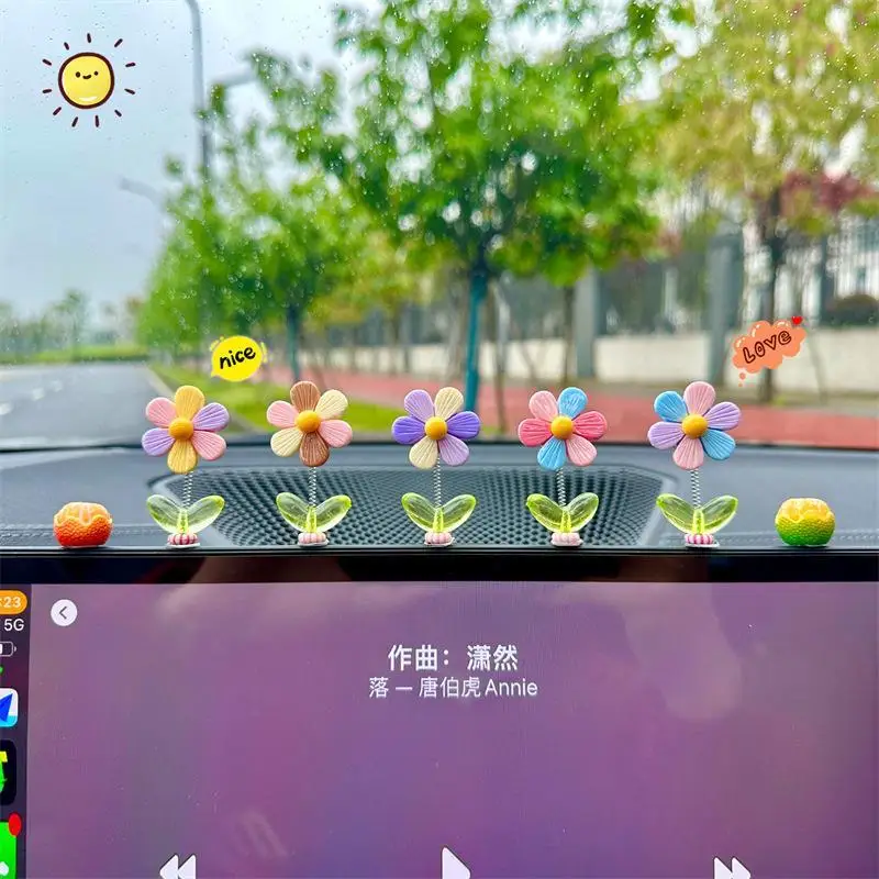 

2025 new car rainbow flower shaking head small fresh ornament car center console co-pilot flower decoration supplies