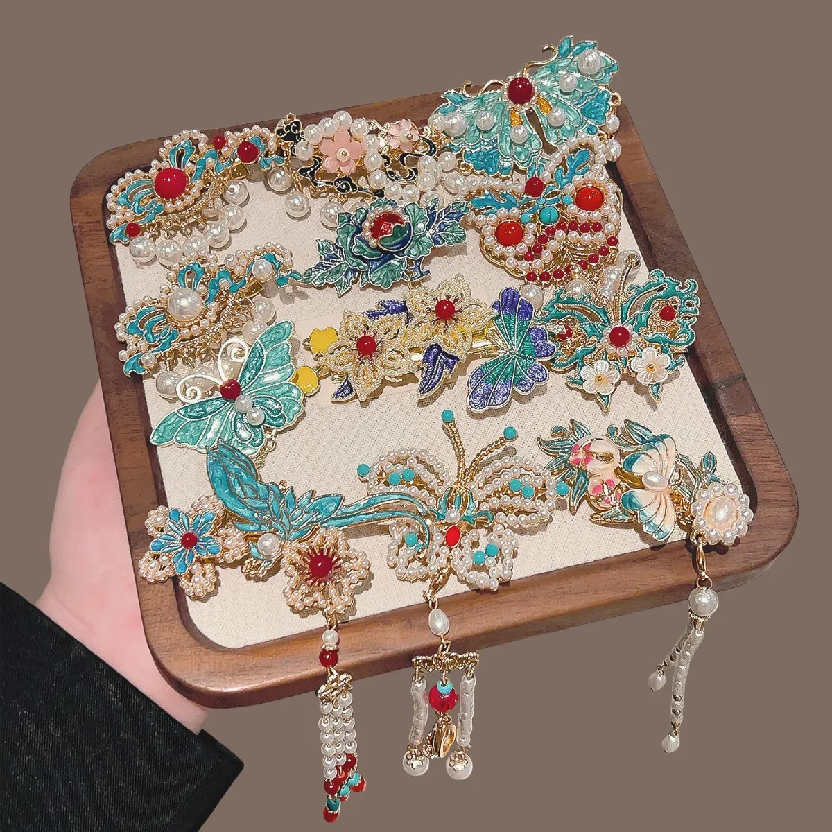New Chinese Style Ancient Style Blue Hanfu Women Alloy Hair Clip Retro Auspicious Cloud Pearl Tassel Butterfly Duckbill Clip