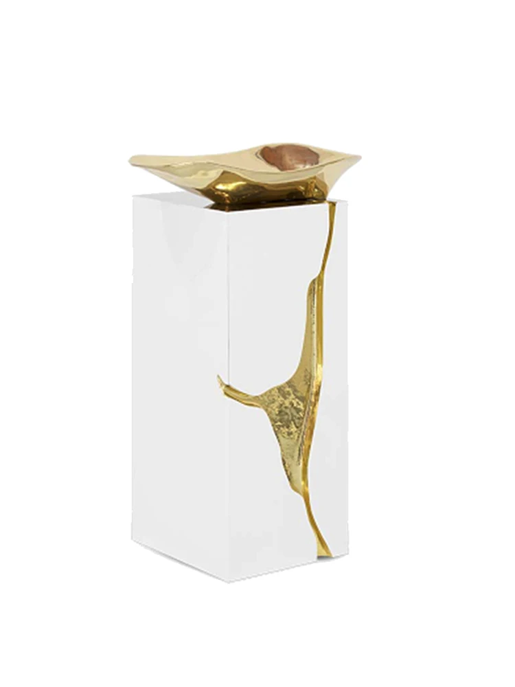 Portugal BOCADOLOBO wash table light luxury high-end design wash basin Italian hotel gold column basin