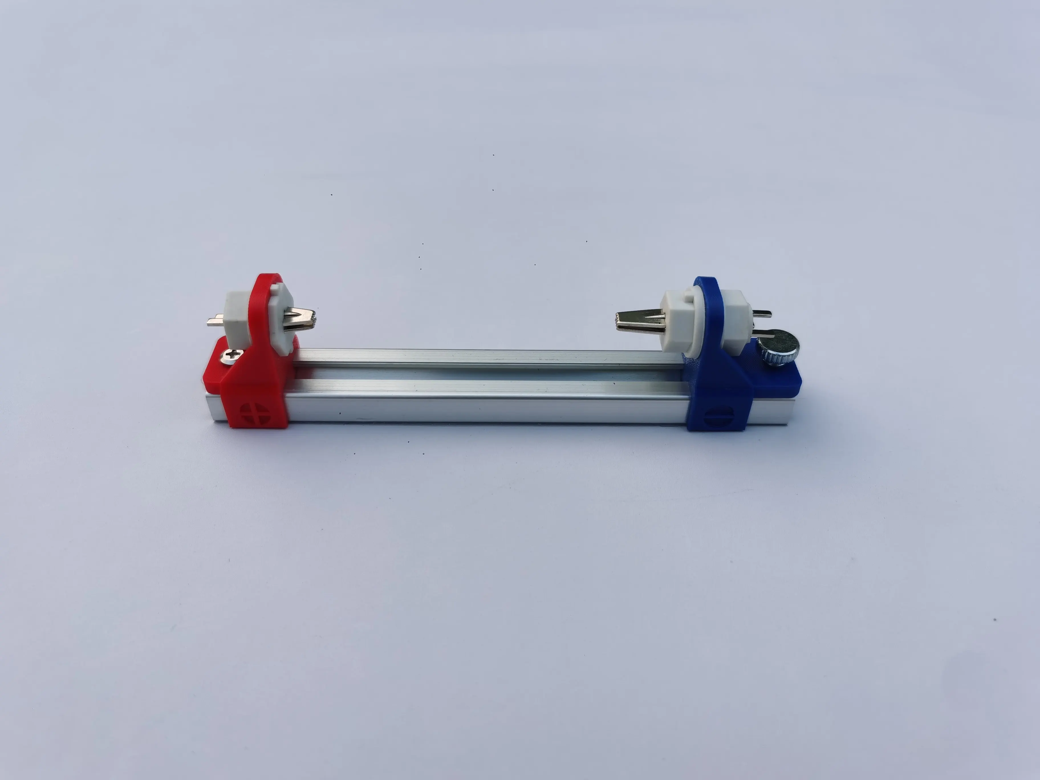4-Wire Internal Resistance Test Fixture Adjustable Spacing Aluminum Alloy Base for 18650 21700 26650 26800 Cylindrical Battery