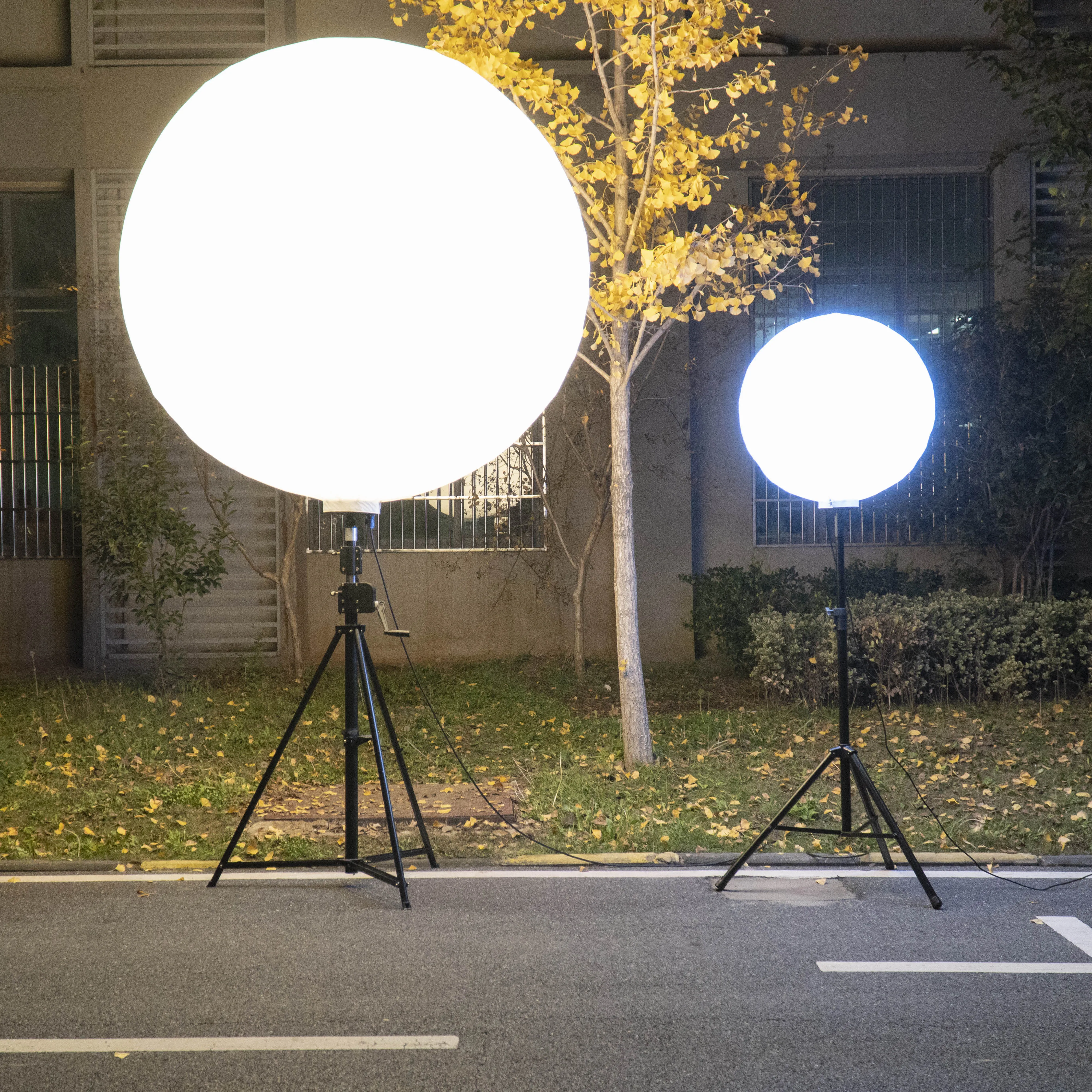 900W LED RGB CCT Outdoor Telescopic Mast Airstar Led Inflatable Balloon Event Light Tower for Film