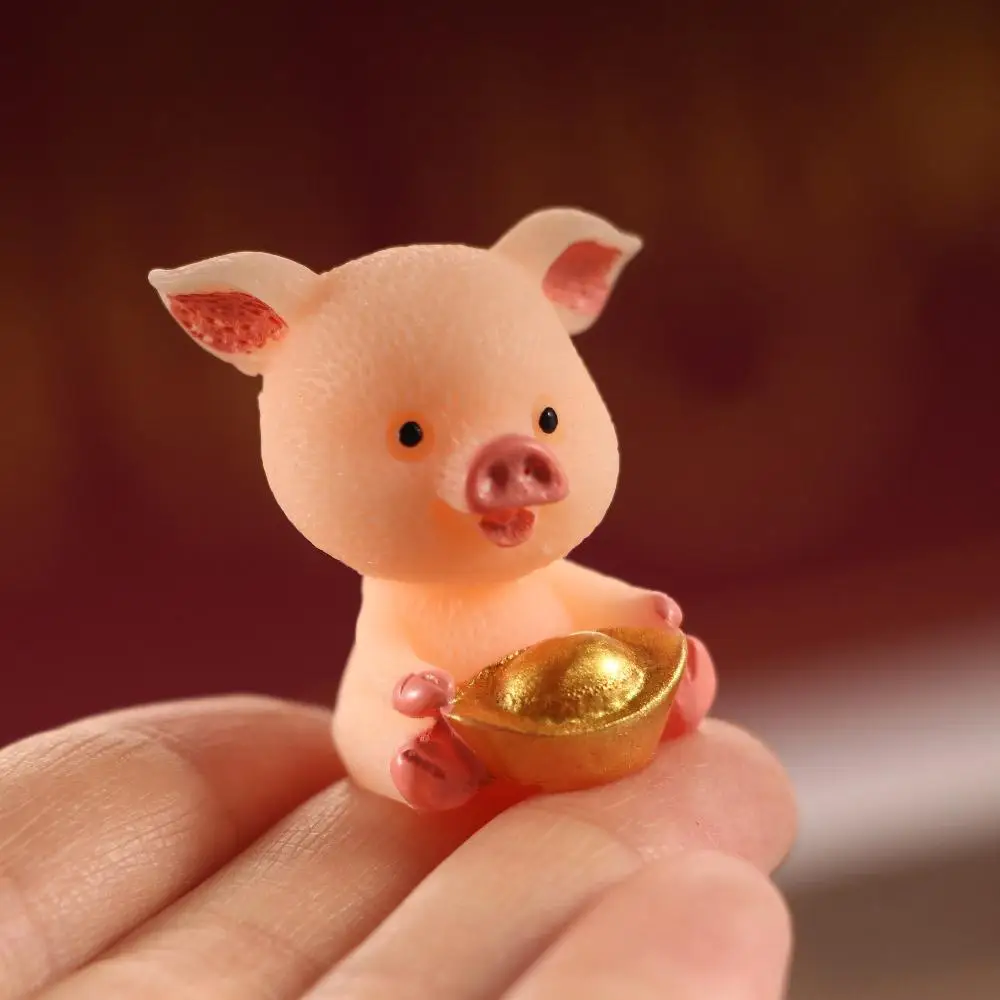 1Pcs Mini Cute Fortune Pig Miniatures DIY Cartoon Lucky Piggies Figurines Creative Micro Landscape Decoration