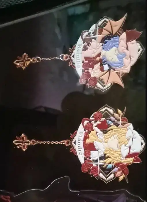 

Anime GAME Flandre Remilia Scarlet Touhou Project Metal Badge Button Brooch Pins Pendant Collection Anime Souvenir Cosplay Gift