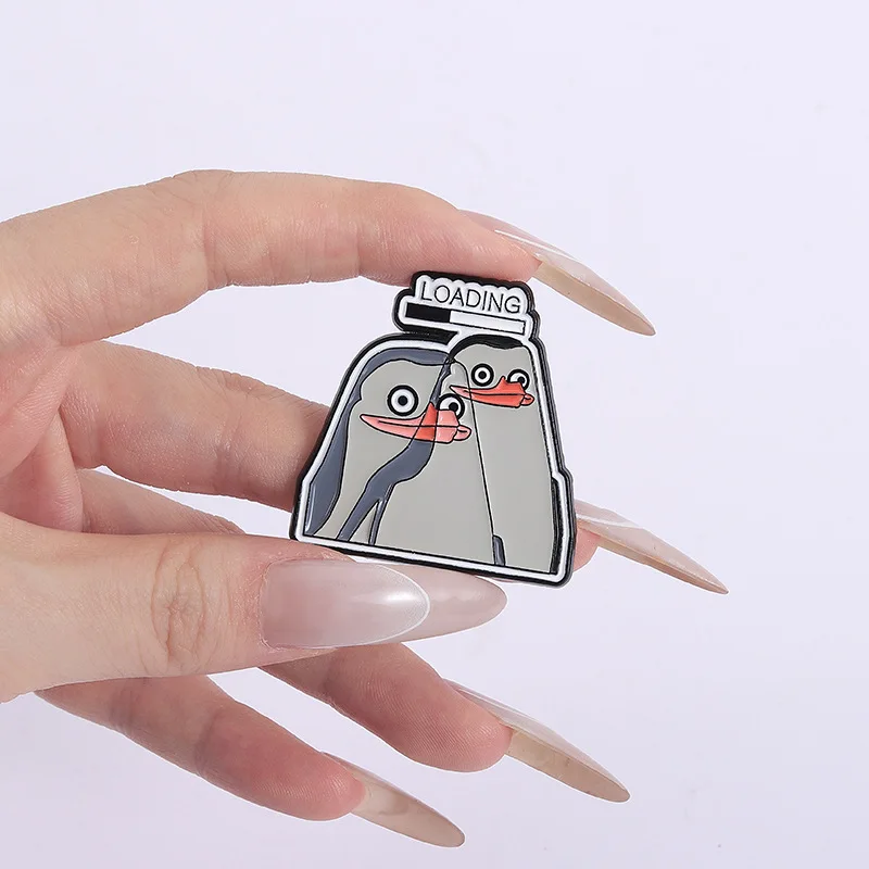 1 قطع الإبداعية لطيف البطريق الملابس النسائية دبابيس الطلاء الحرفية سبيكة شارة بدبوس على حقيبة الظهر قبعة الكرتون الملحقات