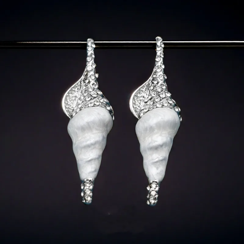 

Vintage temperament enamel conch earrings ear clips