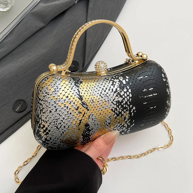 

Повседневные женские сумки из искусственной кожи, женские маленькие сумки на плечо высокого качества, модные новые сумки через плечо со змеиной цепочкой для женщин