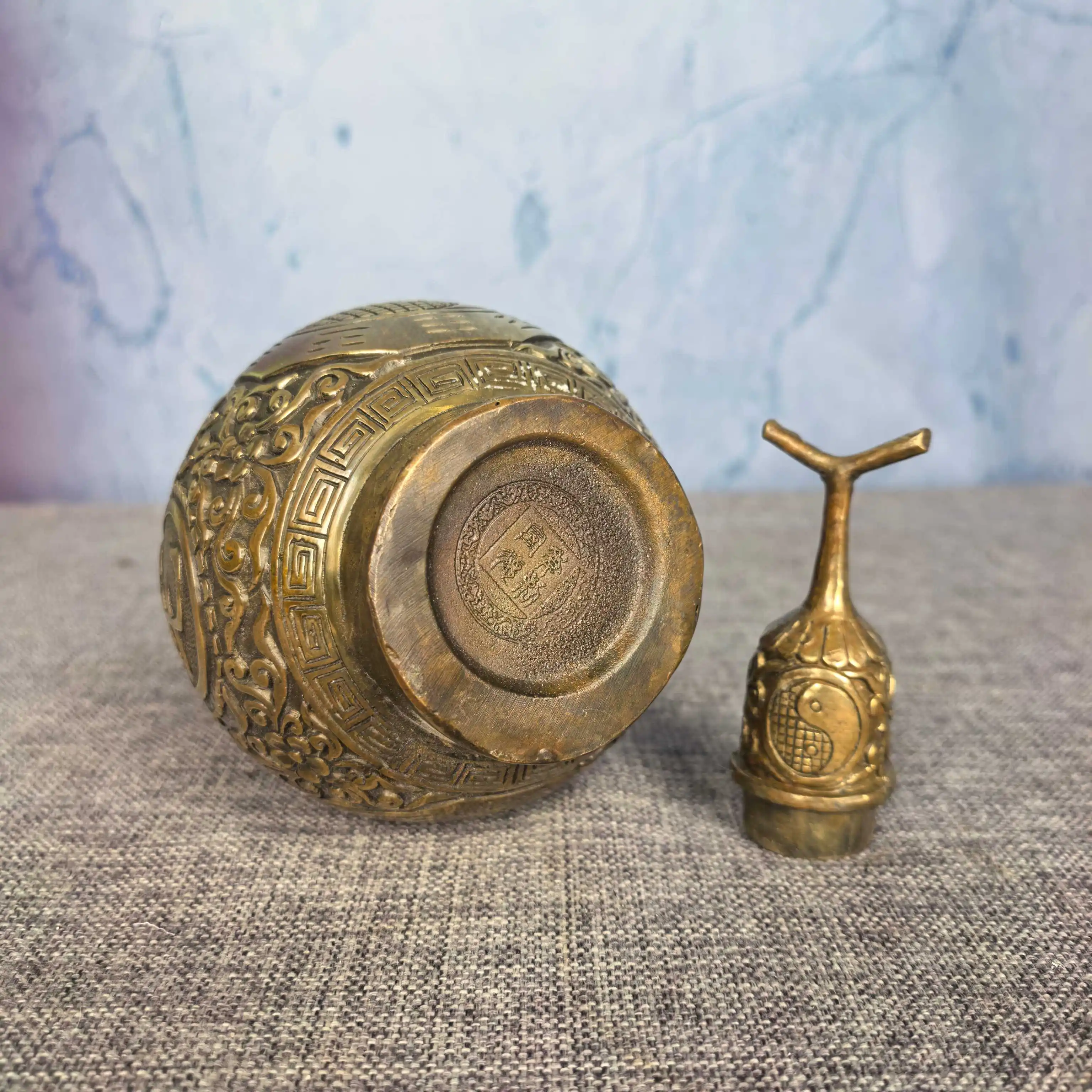 Old Brass Antique color Town house Exorcism gourd Guateng pattern Tai Chi gossip Treasure Gourd Study screen Amass wealth