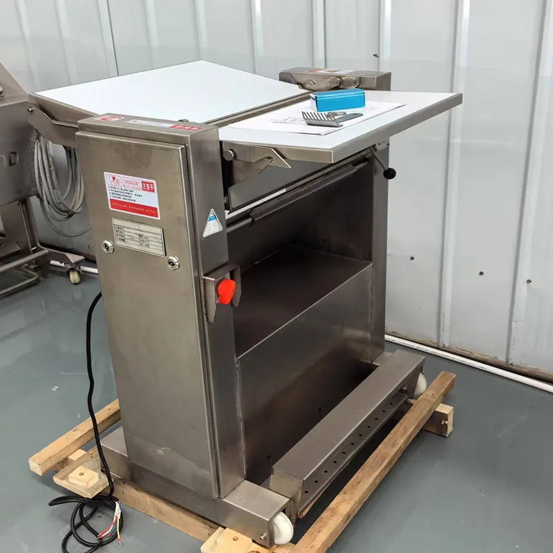 Fresh pork skin separator, large-scale mechanized pork peeling machine manufacturer, slaughterhouse automatic peeling equipment
