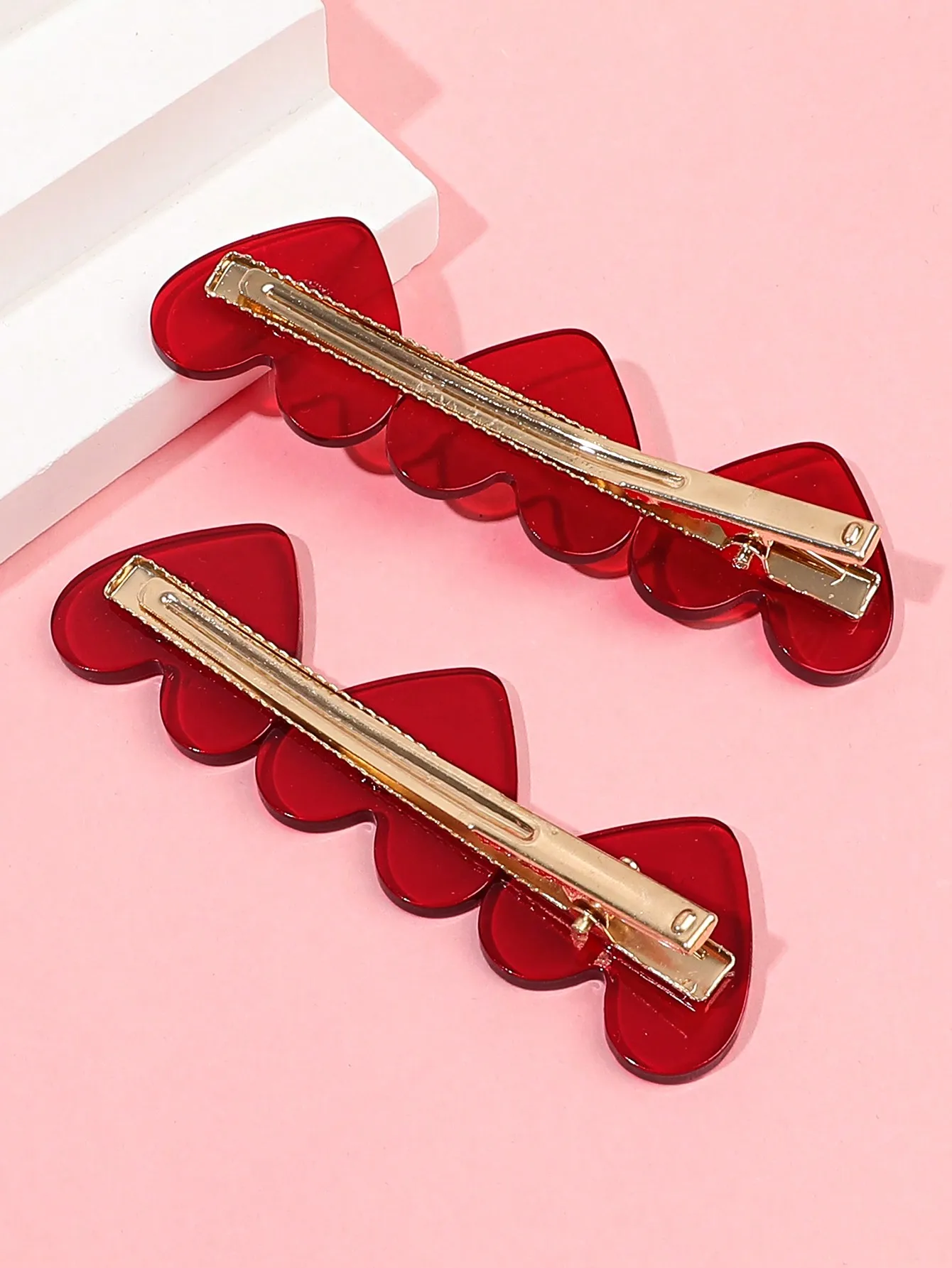 2Pcs Red Heart Hair Clips for Women,Shape Alligator Metal Clip,Heart Hair Barrettes Styling Hair Accessory Party Gifts