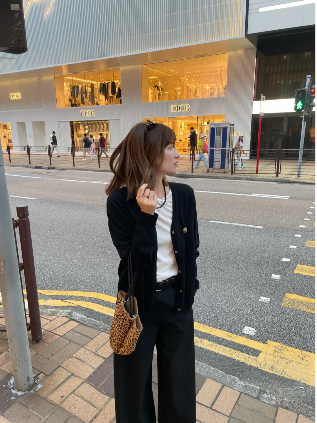 

Warm Woolen V-Ne Long Sve Women's Knitted Sweater Cardigan Soft Pure Color Bla ey Early Autumn Faion Ladies Top