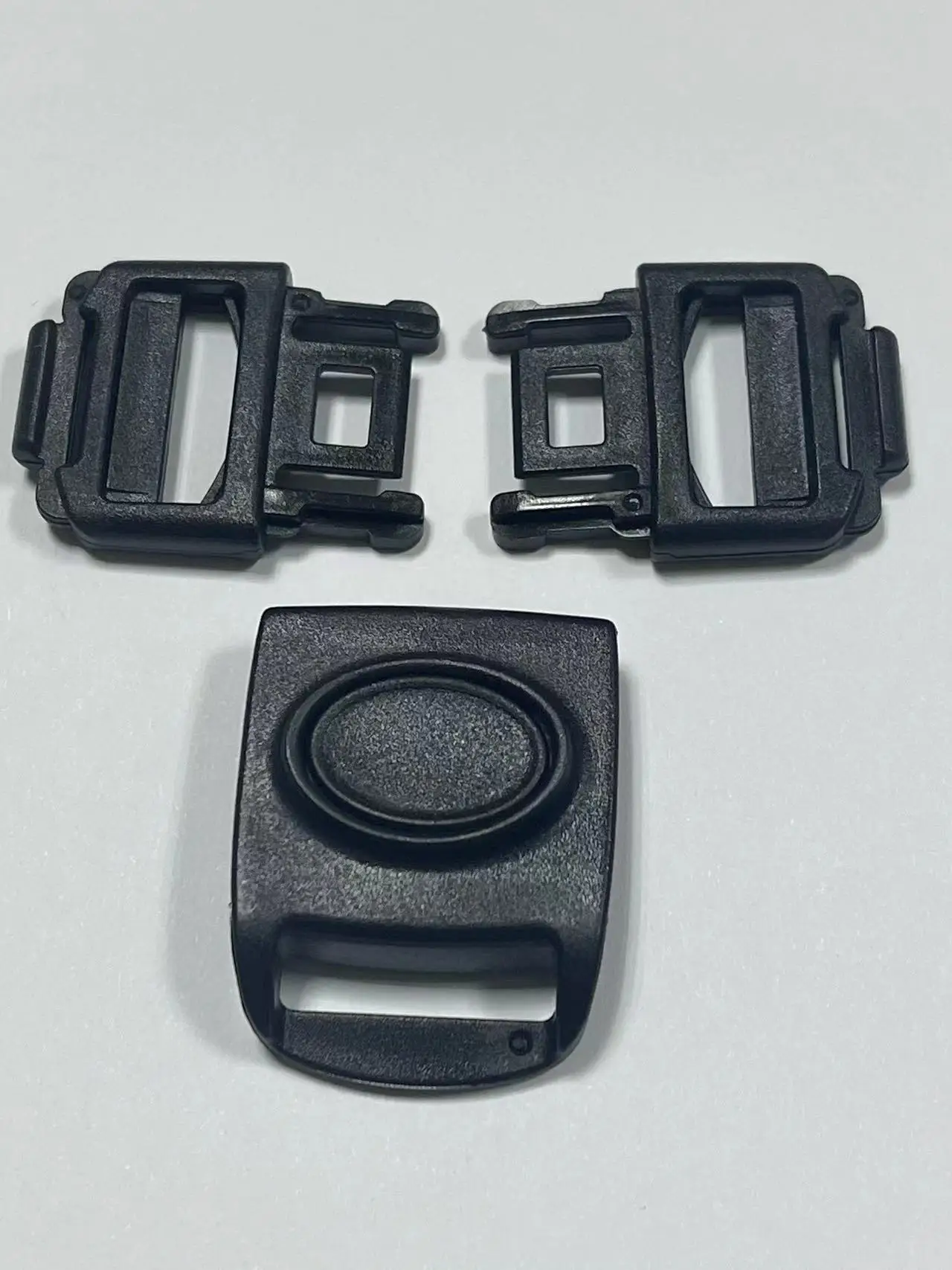 3 POINT HARNESS BUCKLE 25mm anti-slip Tripoint Buckle，Booster seat belt buckle , tri point buckle