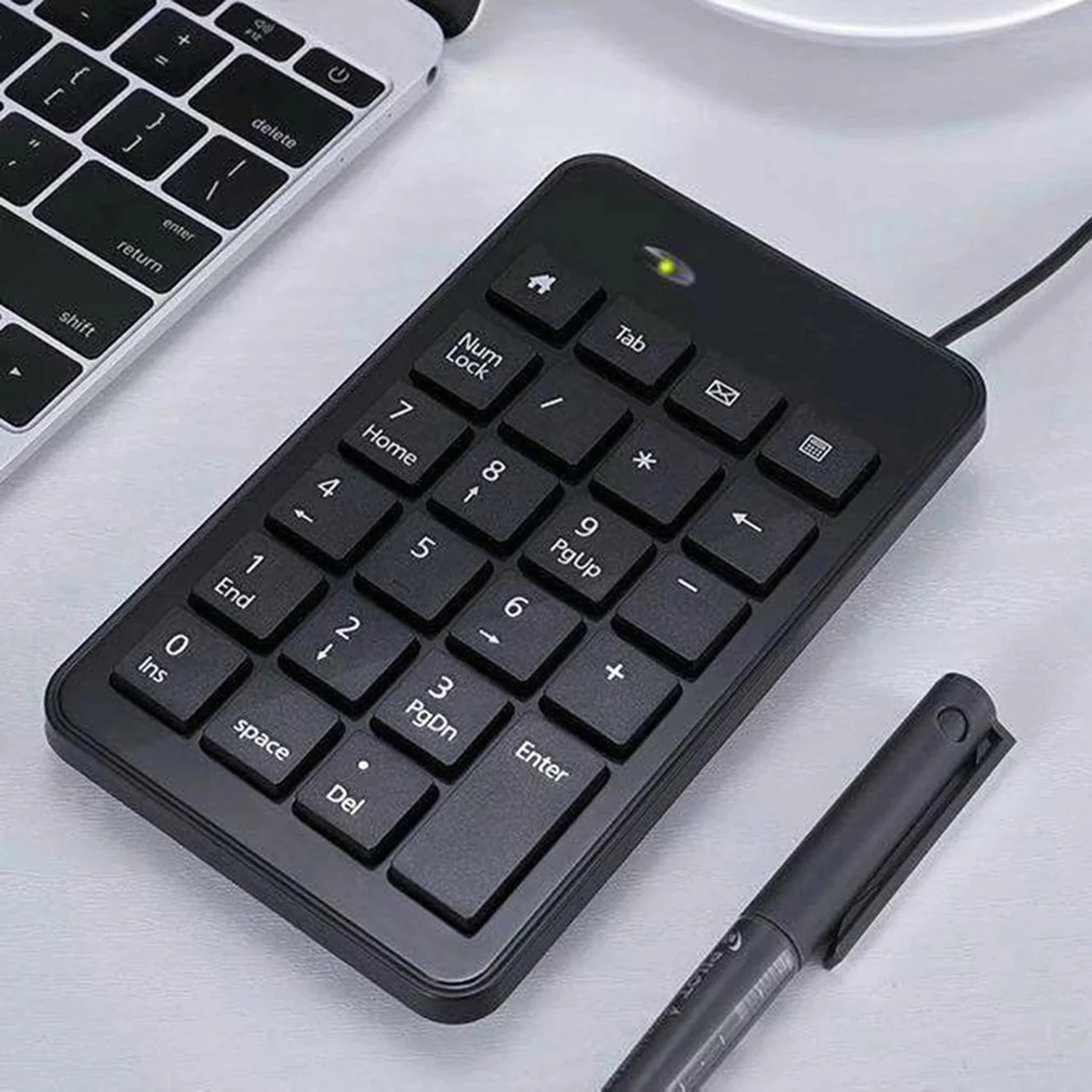 USB Number Pad Compact Numeric Keypad External USB Wired Numpad Silent Typing PC External Extension Small Numpad Number Pad