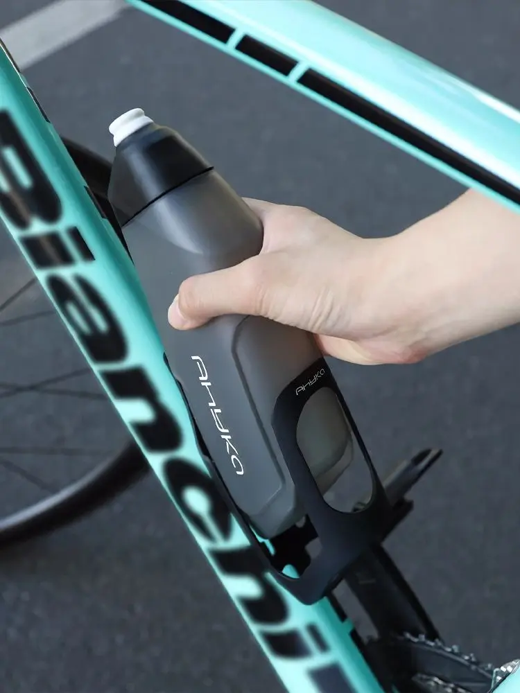 AliExpress AHYKA AhyKa Bicycle 600ml Aerodynamic Water Bottle Bracket Set Bike Water Bottle MTB Road Bike Frame Down Tube Riding Water Kettle