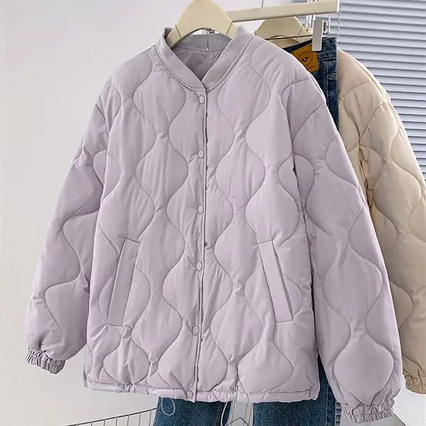 

2025 Autumn New Women's Clothing Style Round Neck Loose Lightweight Pocket Decoration Cotton Jacket Quilted Coat