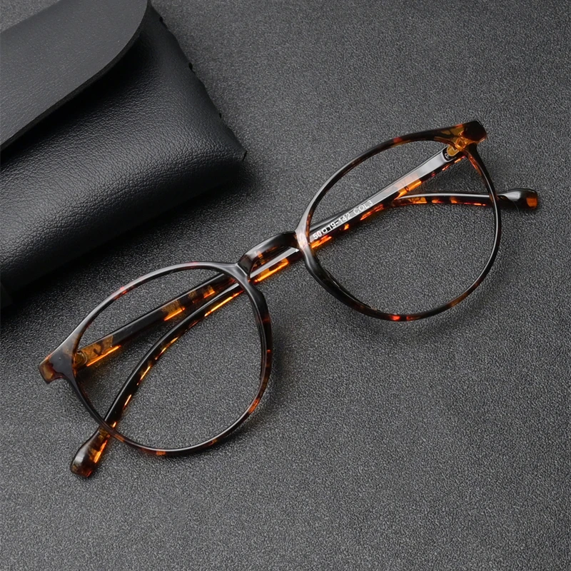 KOCOLIOR Round Retro Reading Glasses 2024 New Fashion Leopard Anti Blue Light Presbyopia Glasses for Men and Women Eyeglasses