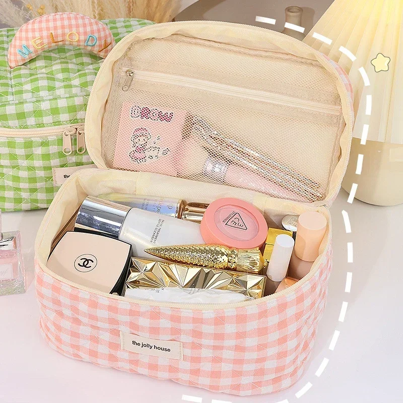 Large Capacity Quilted Grid Makeup Case Cute Soft Handle Travel Cosmetic Organizer Portable Toiletry Storage Handbag
