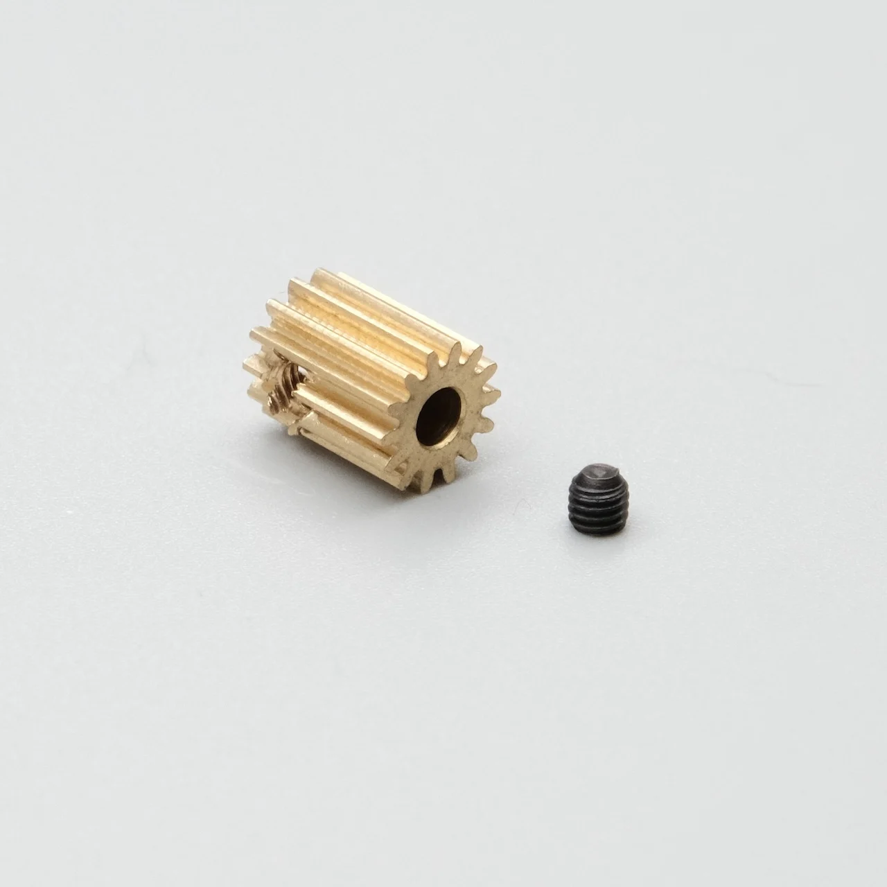 M0.5 Metal Gear Screw for DIY Models Toys Motor Output Shafts 12-20 Teeth Precision Instrument 10mm Thickness