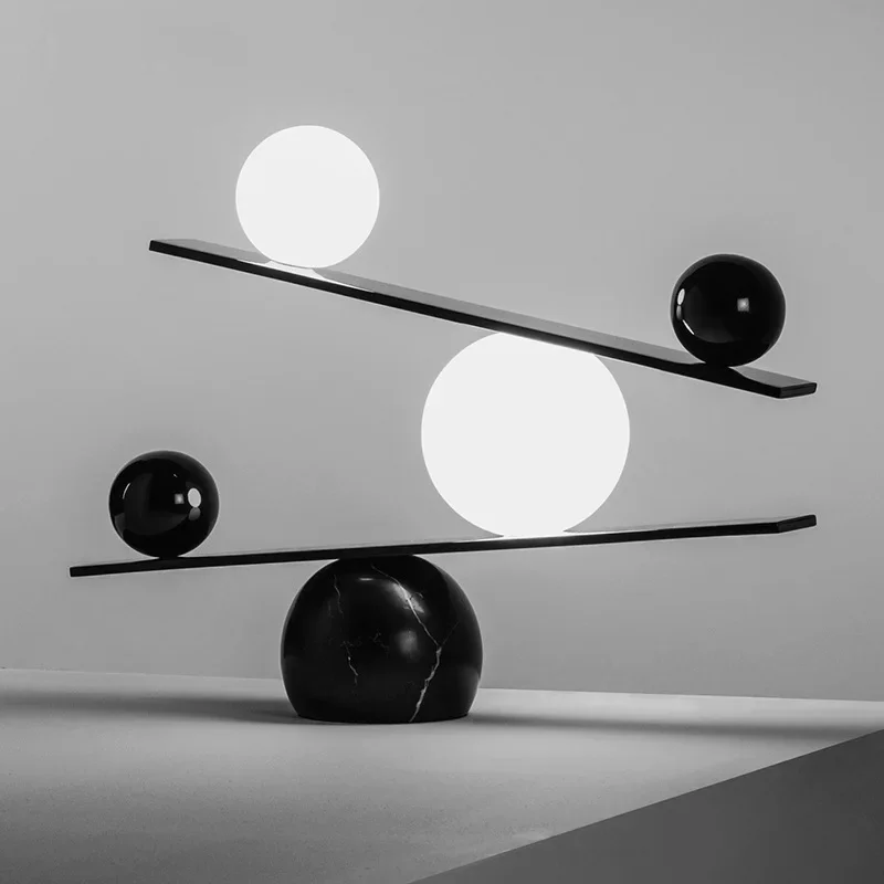 

Table lamp, postmodern, minimalist and creative living room, bedroom, bedside model room, Nordic lighting fixtures