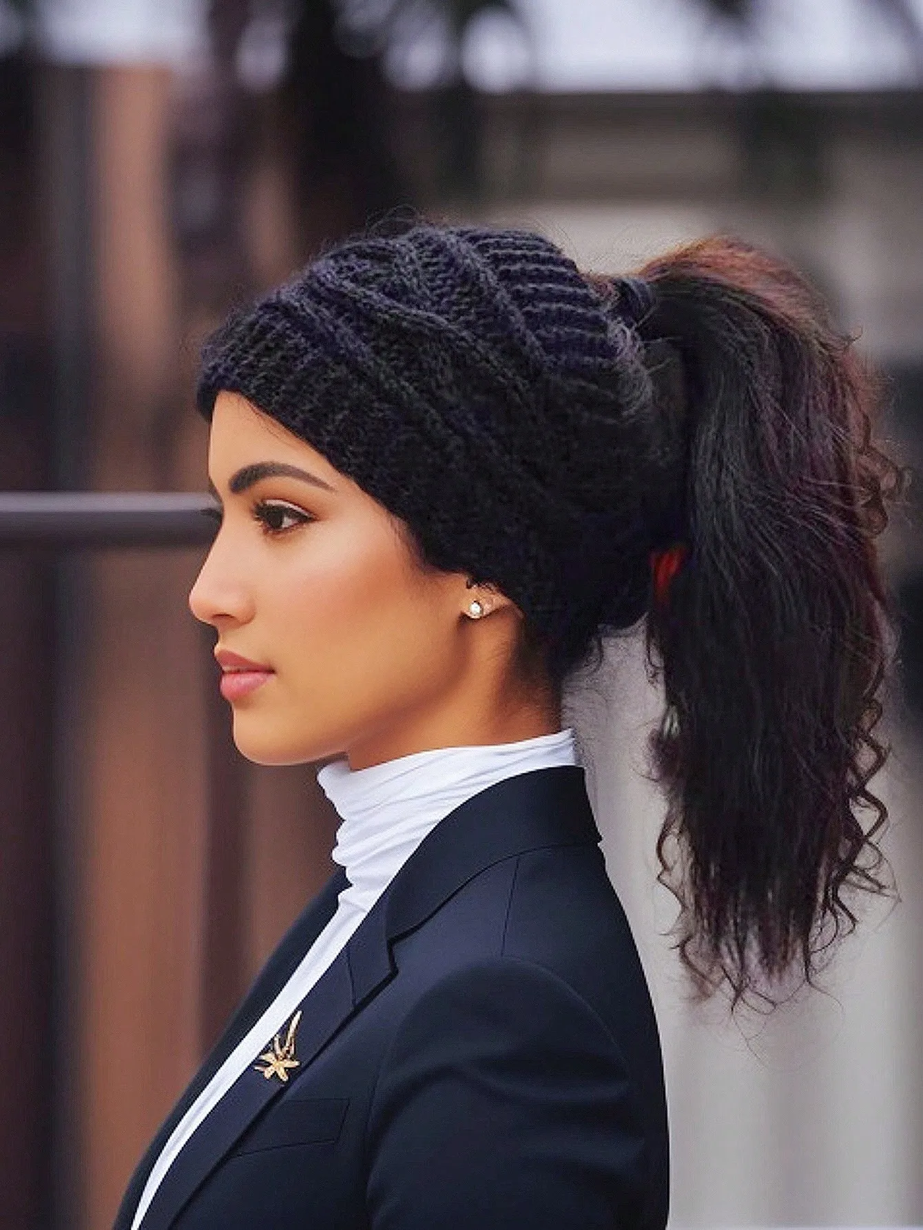 

Женская зимняя вязаная повязка на голову с отверстием для хвоста, вязаная крючком теплая повязка-утеплитель для ушей, объемные вязаные наушники для девочек