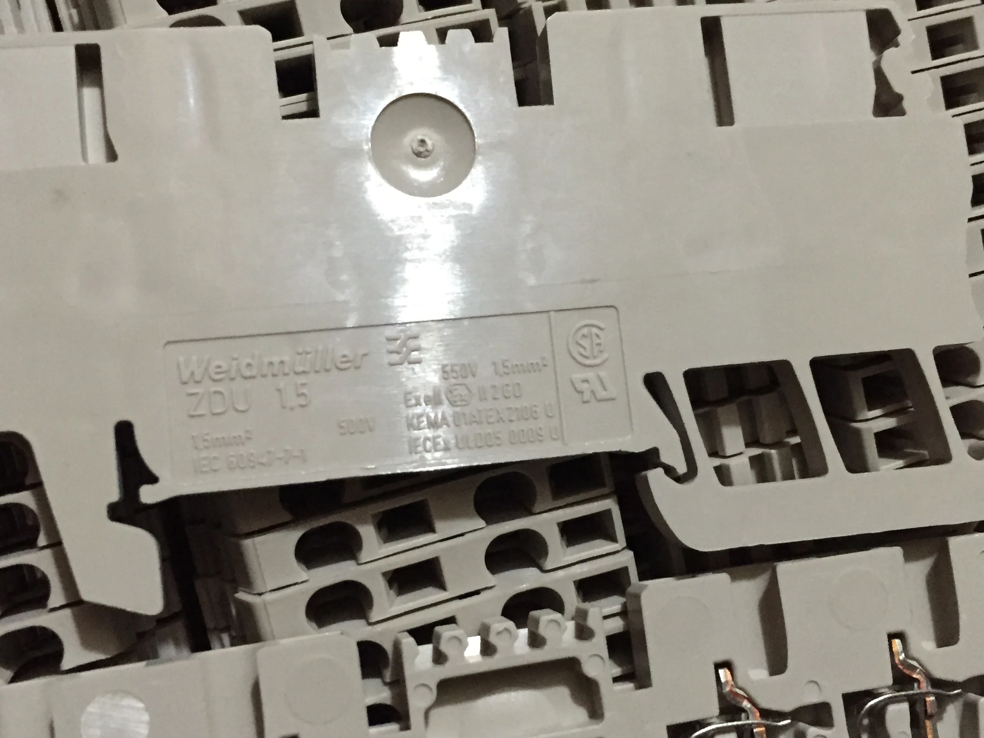 

40pcs ZDU1.5/4AN Terminal 1.5mm2 1775580000
