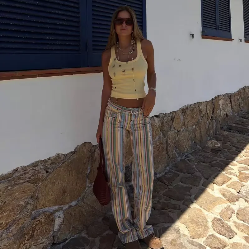 Edgy Statement Pastellfarbene gestreifte Schlaghose Farbenfrohe trendige Retro-Damenhose Stylische, auffällige Y2K-Streetwear