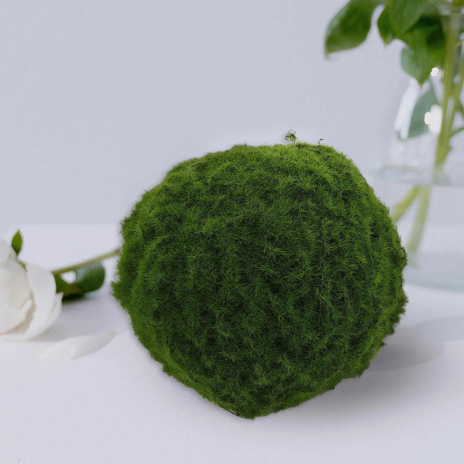

2 Pcs Simulated Moss Ball Decorative Hanging Decors Artificial Plant Topiary Garden Green Decoration Decorate