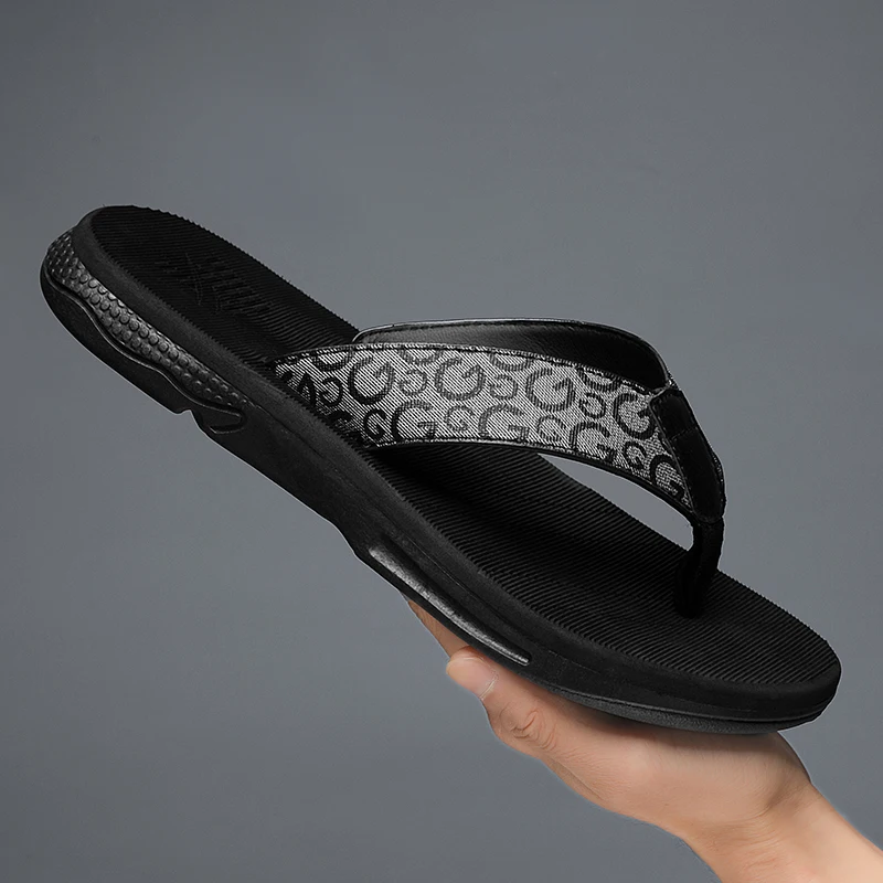 YRZL Sandali da uomo Scivoli estivi con suola morbida Infradito leggere antiscivolo Scarpe da spiaggia casual Pantofole da uomo Comode all'aperto