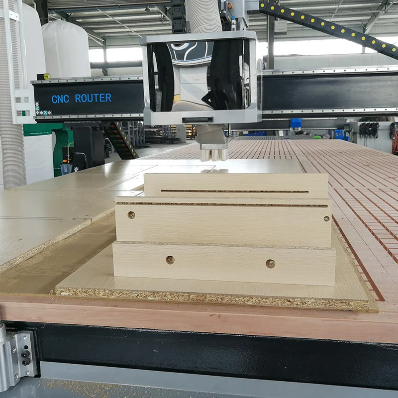 4*8 2060 1325 3D Cnc Router 1500 X 3000 Cnc Router Atc Wood Working For Plywood Mdf