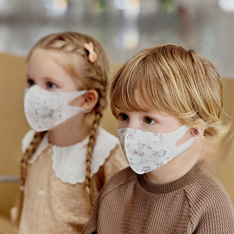 

OUYUN Детская 3D одноразовая маска для лица 32 шт./кор. Дышащая нетканая маска из расплава с мультяшным принтом S/M/L (0-12 лет)