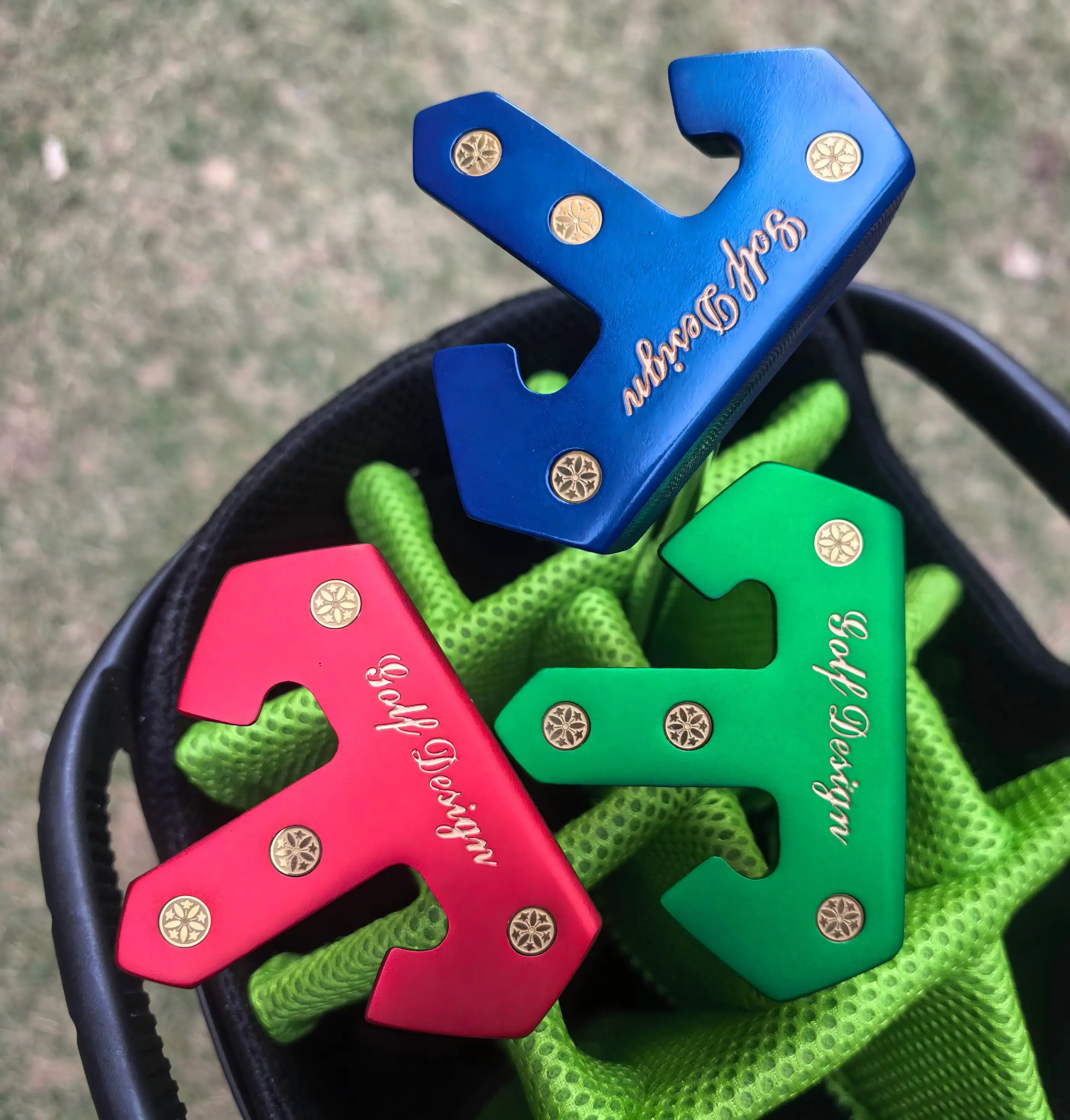 SNAZZY Right-Handed Putter, Mini 304 Stainless Steel Head, Green/Red/Blue Club Head, Includes PU Headcover, Golf Club