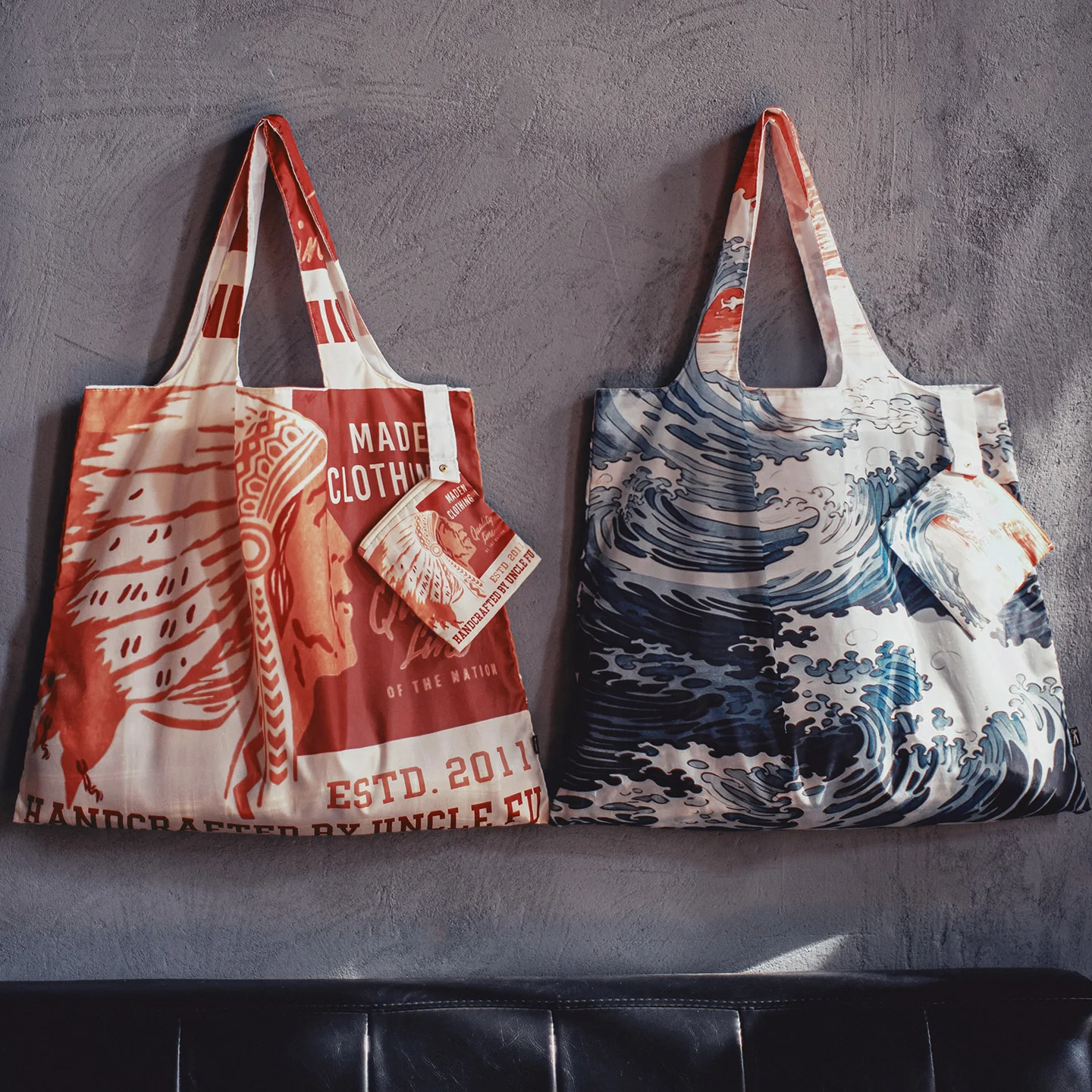 Maden Foldable Tribal Print Tote Bag Large Capacity Bags with Storage Pouch and Comfort Strap for Commute and Travel