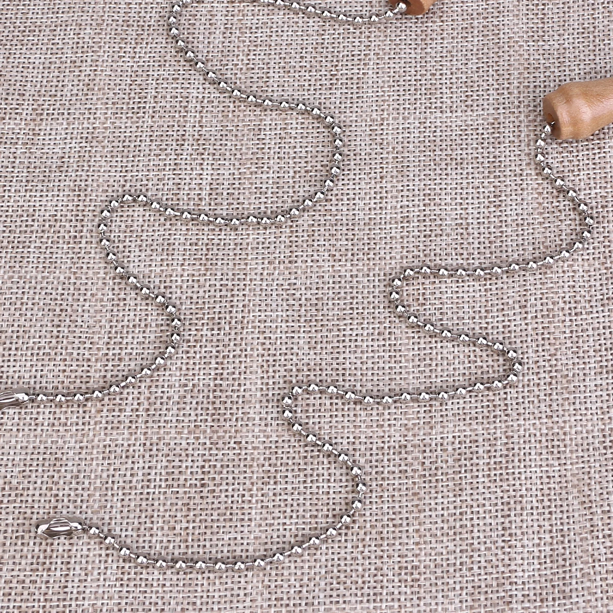

2 PCS Electric Hanging Chain Wooden Stick Bronze Pendant Decoration Ceiling Pull Chains Pedant Chandelier