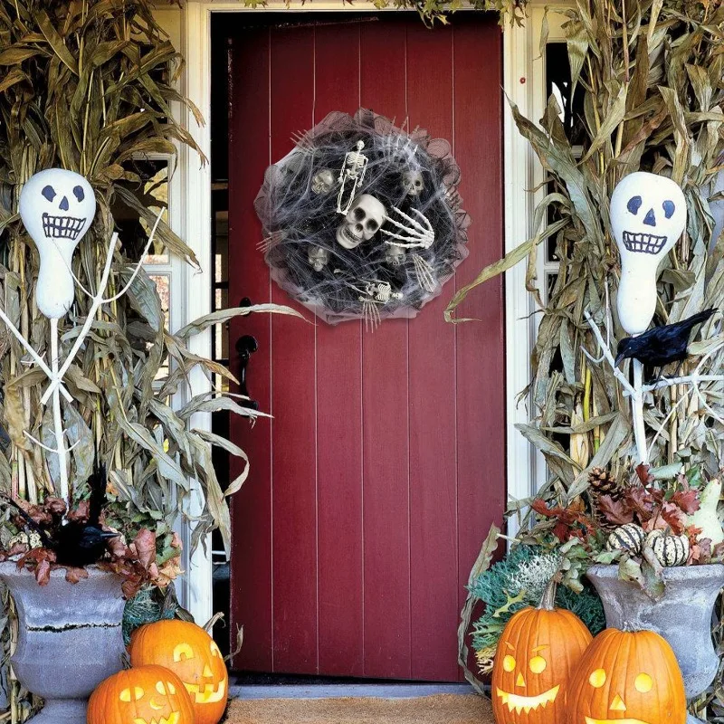 

Halloween Black Mesh Skull Wreath 2025 Cross border New Simulation Wreath Ghost Festival Party Decoration Props
