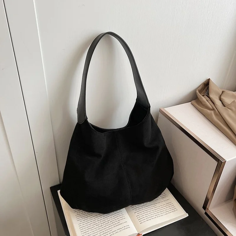 

2025 New High-end Luxury Brand Ladies Leather Shoulder Bag Famous Designer Simple Elegant Paris Fashionable Vibe​