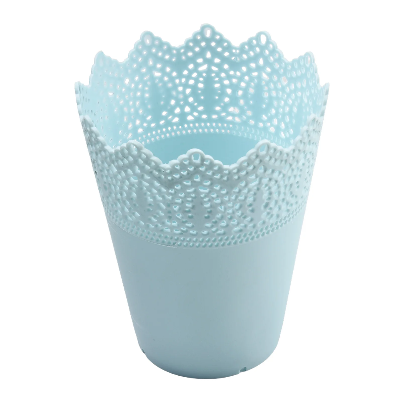 Smooth-Sided Crown Vase with Central Hollow Space and Delicate Pierced Border for Harmonious Desk Integration and Use
