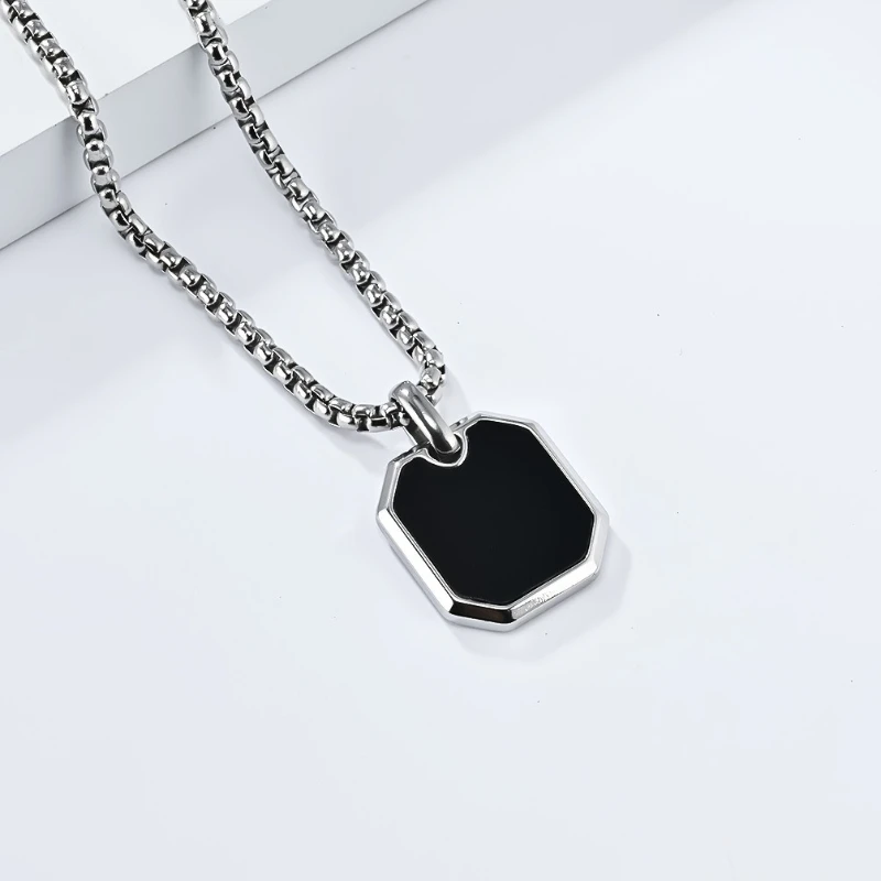 Geometrische Kleine Quadratische Marke Pullover Kette Edelstahl Kühlen Stil Vielseitige Halsketten Männer Frauen Persönlichkeit Mode Schmuck – Detail 5