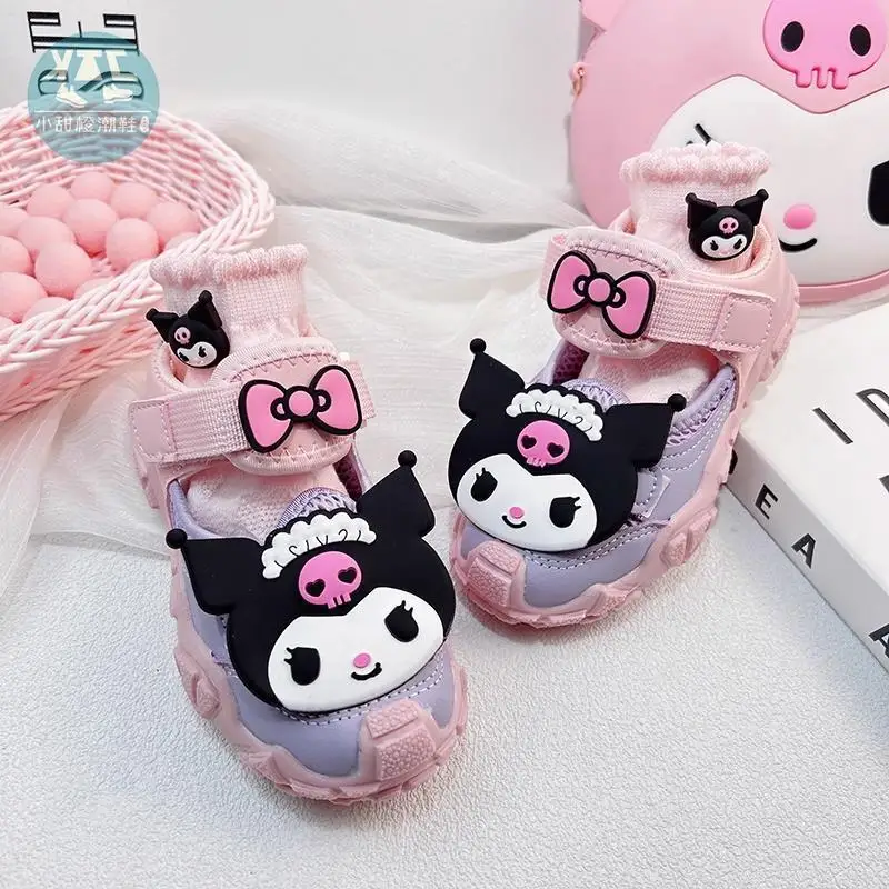 

Детские сандалии Kuromi Kawaii в стиле аниме для девочек, летние, новые, модные, легкие, с защитой пальцев, пляжные туфли для школьниц
