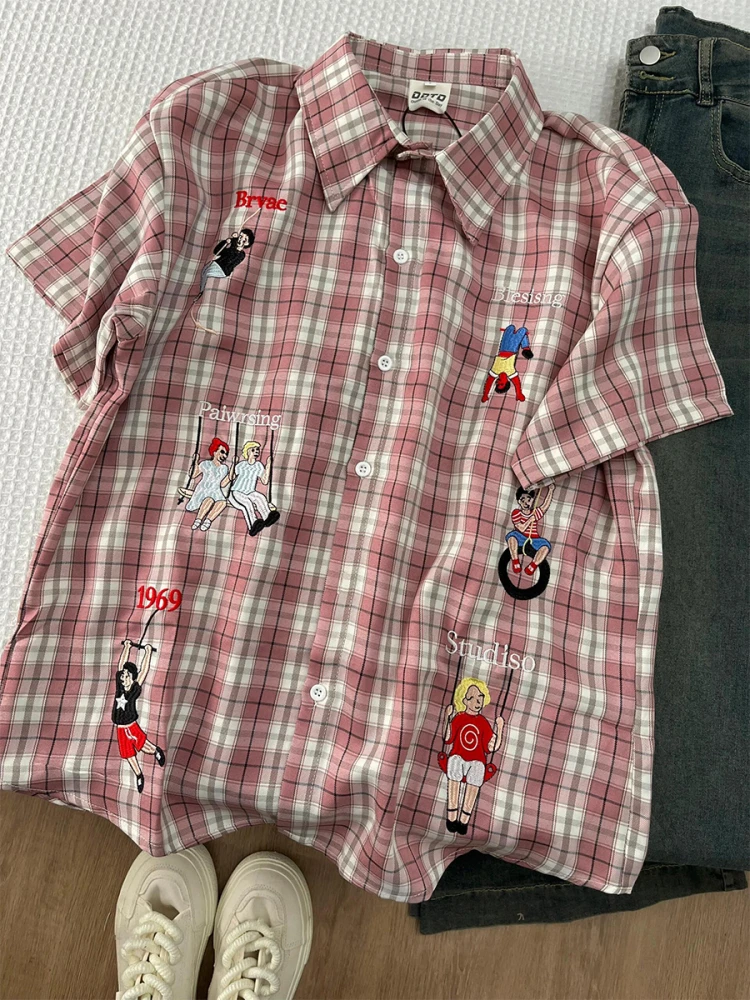 

Retro American Brand Embroidered Plaid Short Sleeve Men's Shirt Thin Outerwear Summer Breathable Loose Fit Youth Fashion