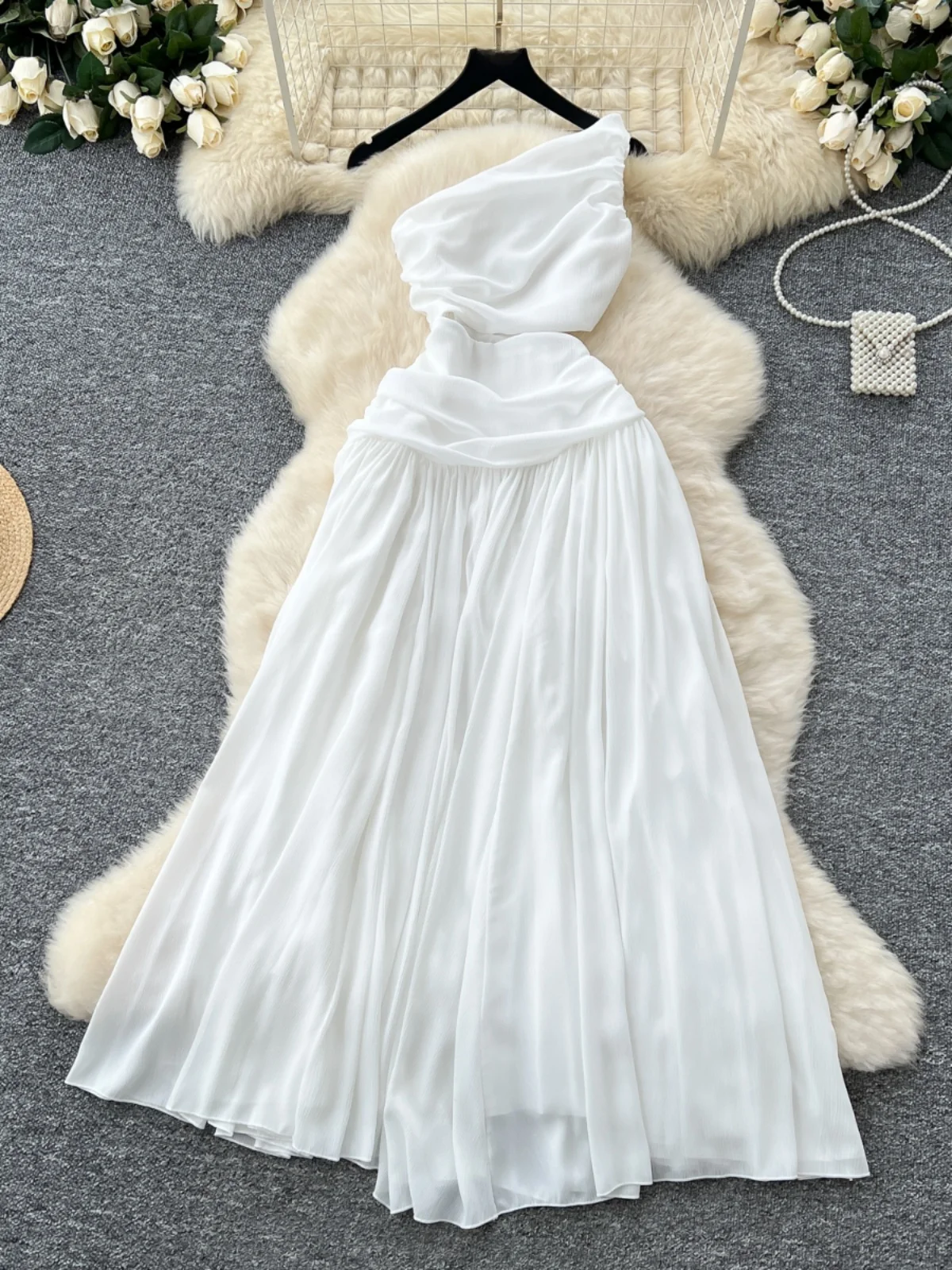 Vestido de chifón con diseño de cintura hueca, hombros asimétricos y corte entallado para mujer, estilo de viaje, primavera 2...